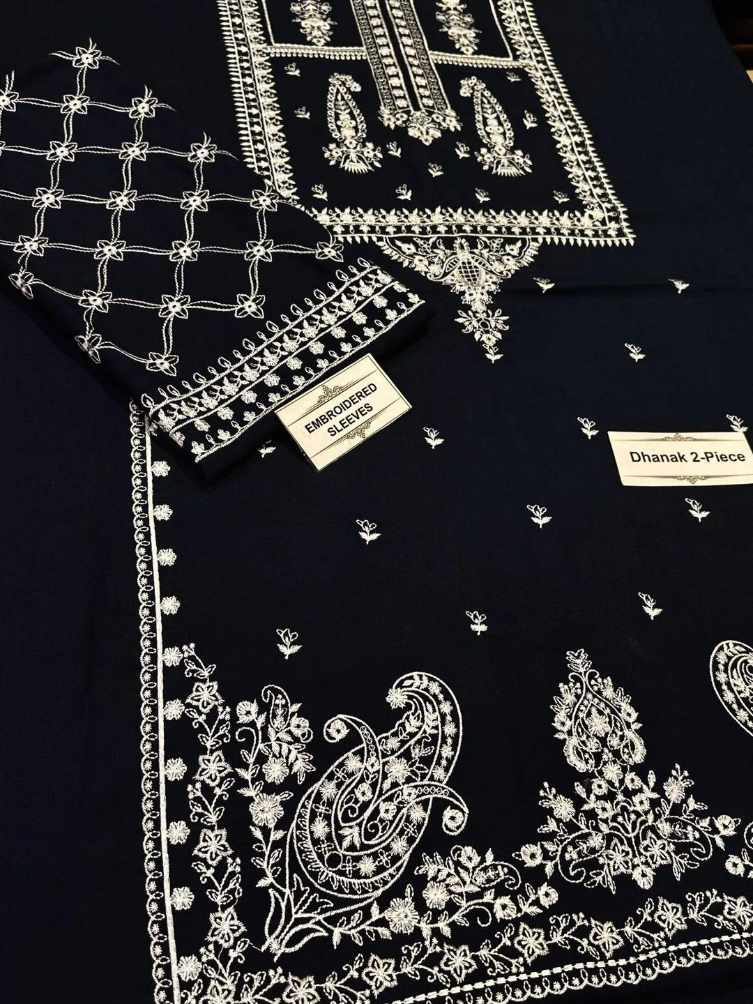 2 Pcs Women’s Unstitched Embroidered Suit