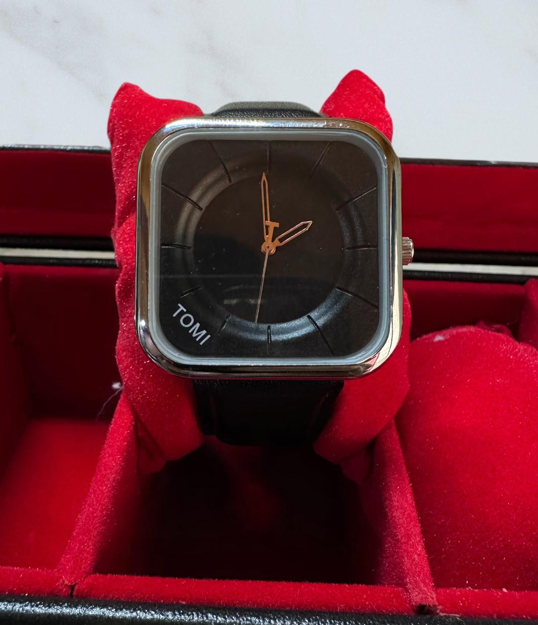 Stylish Men's & Unisex Quartz Watch - 1 Pc with Water Resistant Feature
