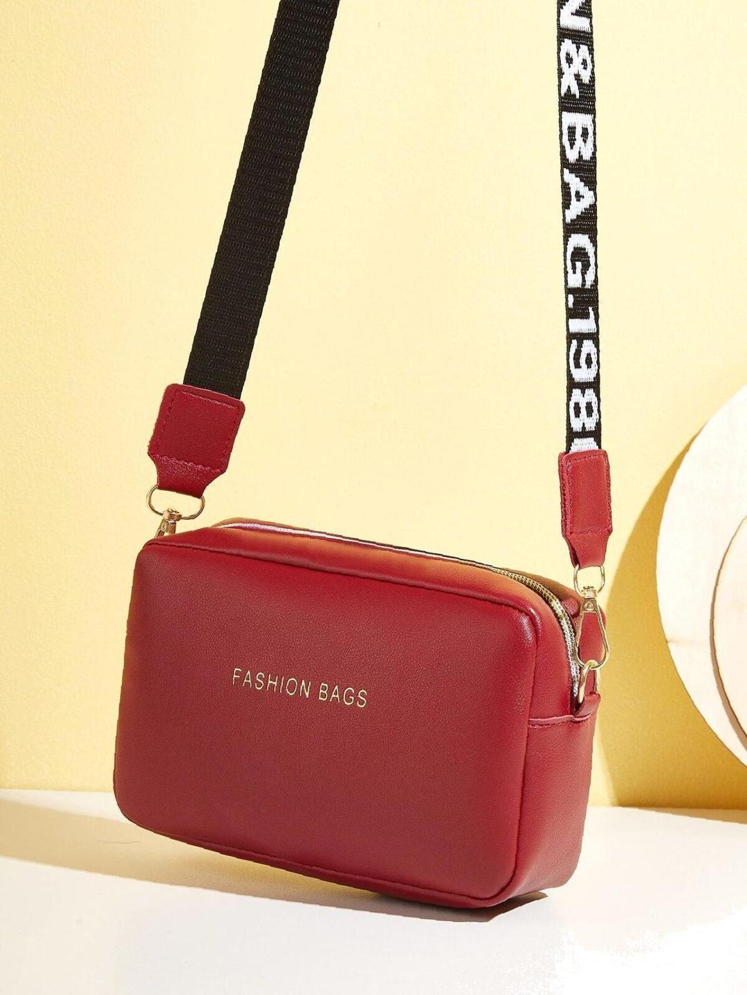 Chic White PU Leather Crossbody Bag for Girls - Minimalist Design