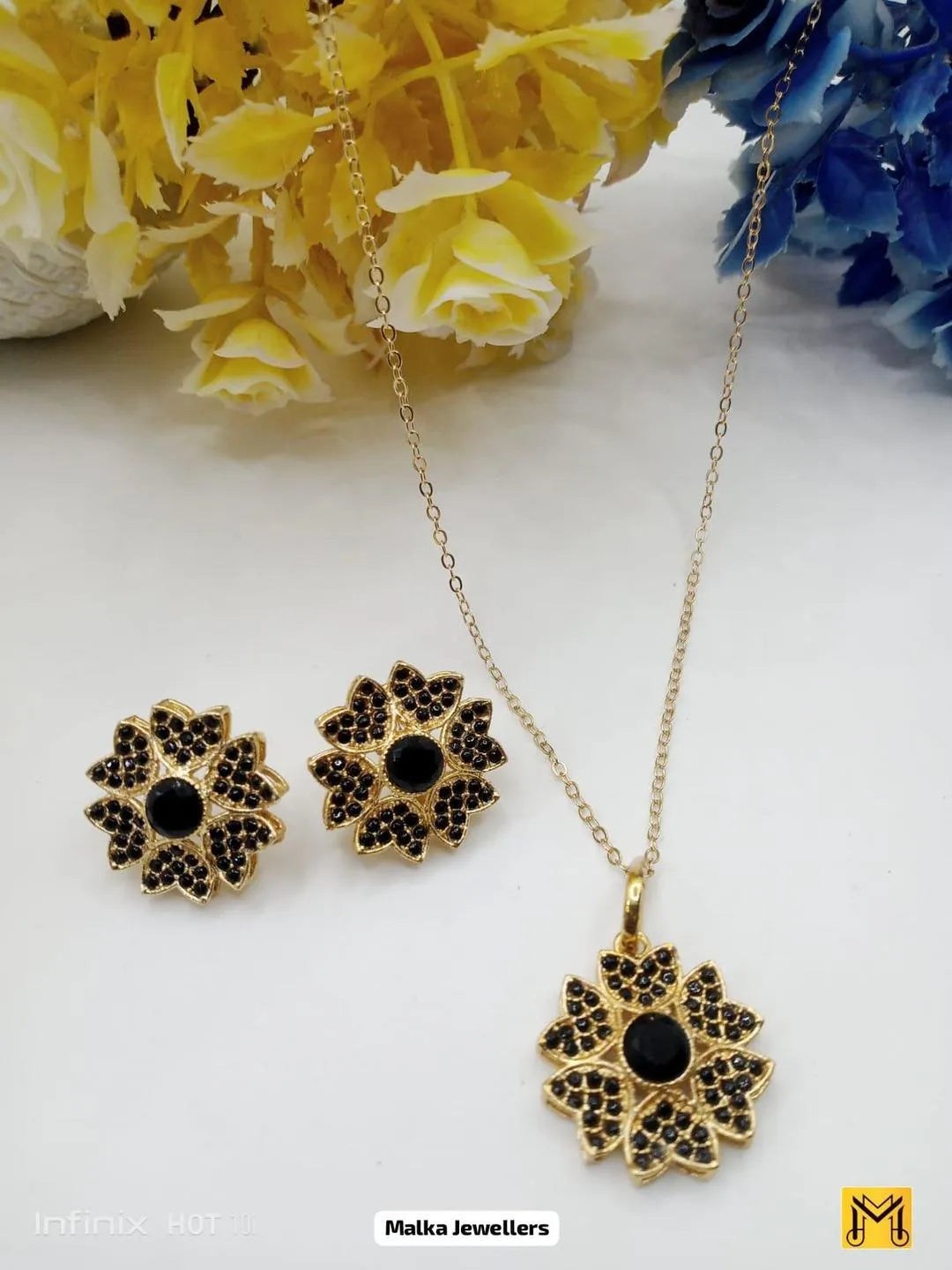 Flower Design Gold Plated Artificial Stones Artificial Set