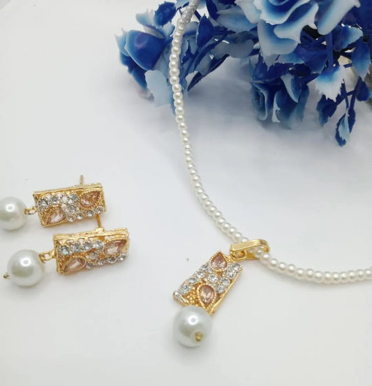 Box Design Gold Plated Gemstone Artificial Set