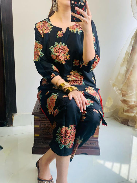 2 Pcs Women's Stitched Linen Printed Shirt And Trouser - Black